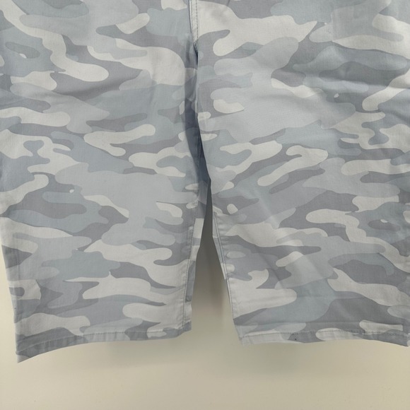 Democracy Absolution Camo Bermuda Shorts Womens 14 Blue Grey Stretch BH810Q8X2 - Picture 11 of 15